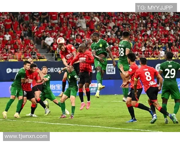 全球足球明星云集的顶级联赛究竟是哪一场赛事引发热议 全球足球明星云集的顶级联赛究竟是哪一场赛事引发热议