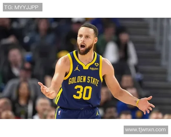 全球足球巨星男球员的辉煌历程与传奇故事探秘