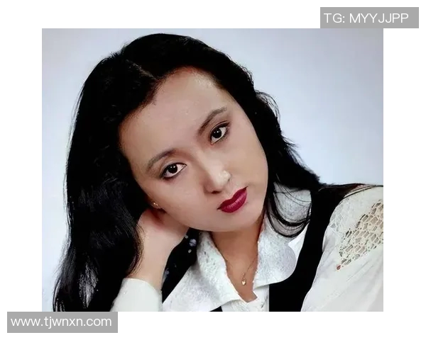 波兰足球明星的女友揭晓她的美丽与魅力背后的故事