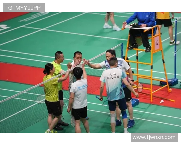 深圳羽毛球队节奏创新高引领羽毛球赛事新风潮 深圳羽毛球队节奏创新高引领羽毛球赛事新风潮